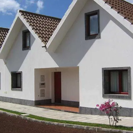 Aparthotel Apartamentos Turisticos Nossa Senhora Da Estrela 3*