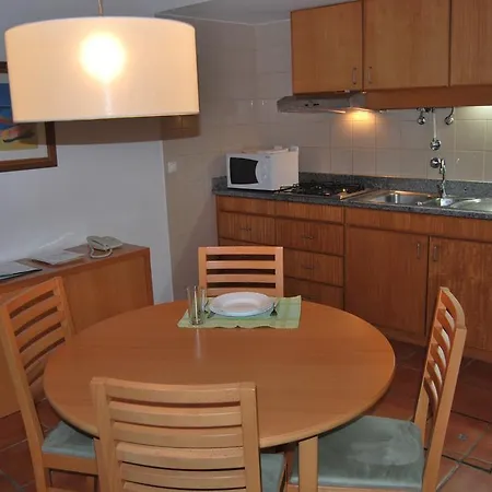 Apartamentos Turisticos Nossa Senhora Da Estrela Aparthotel 3*
